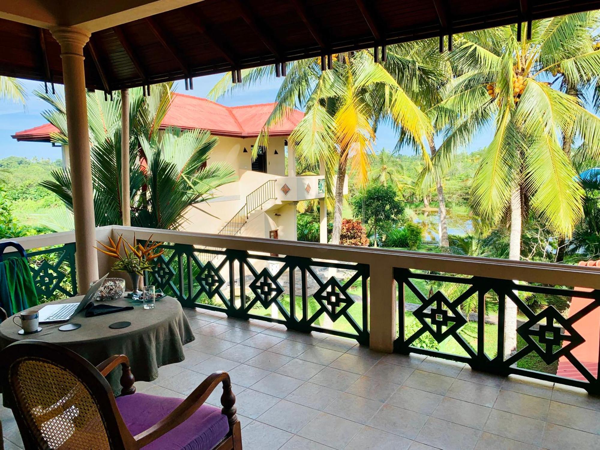 Shangri-Lanka Villa Bentota Extérieur photo