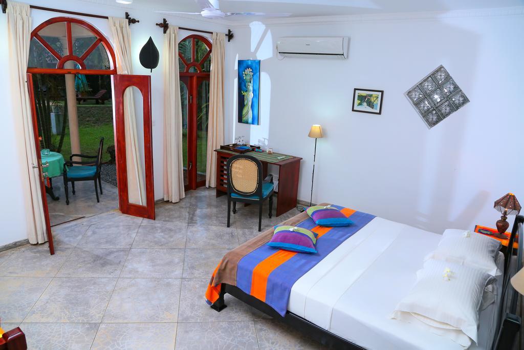 Shangri-Lanka Villa Bentota Extérieur photo