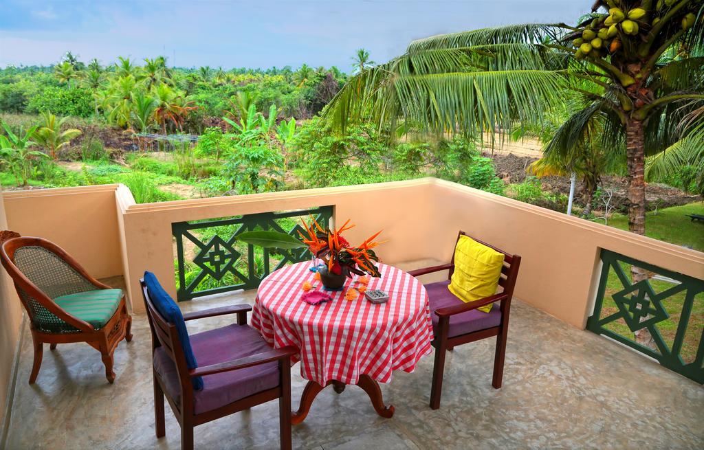 Shangri-Lanka Villa Bentota Extérieur photo