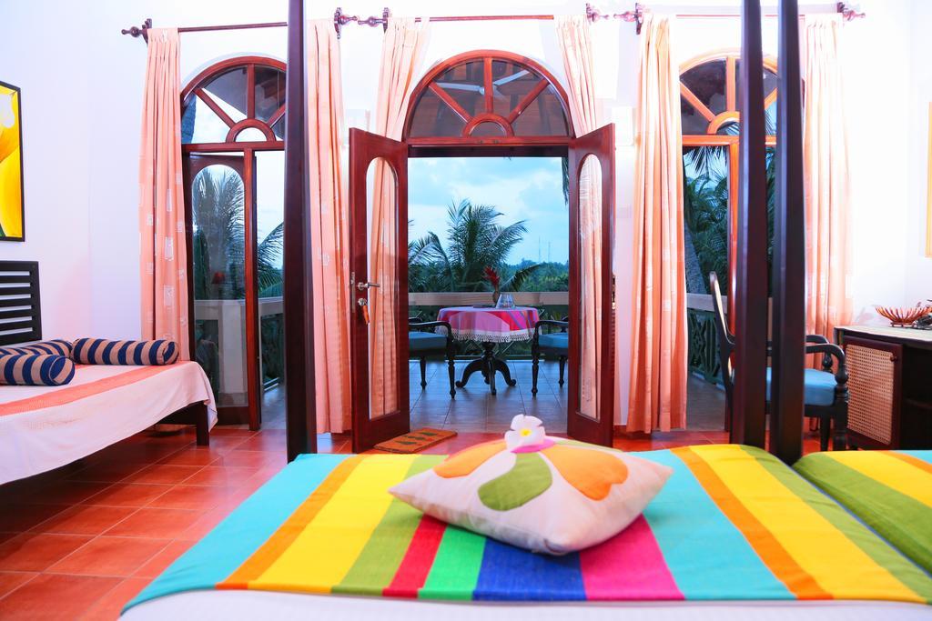 Shangri-Lanka Villa Bentota Extérieur photo